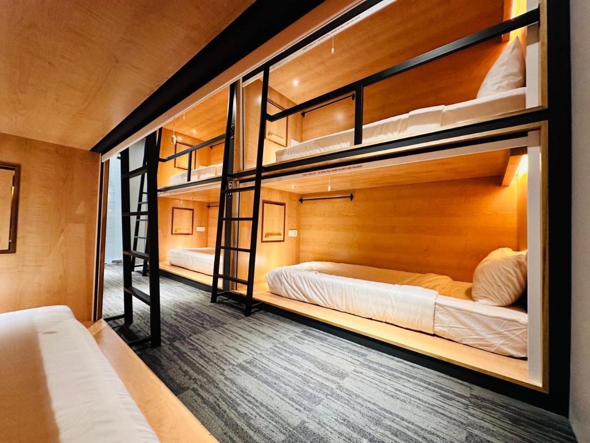The Bed Bukit Bintang Hostel Kuala Lumpur Buitenkant foto